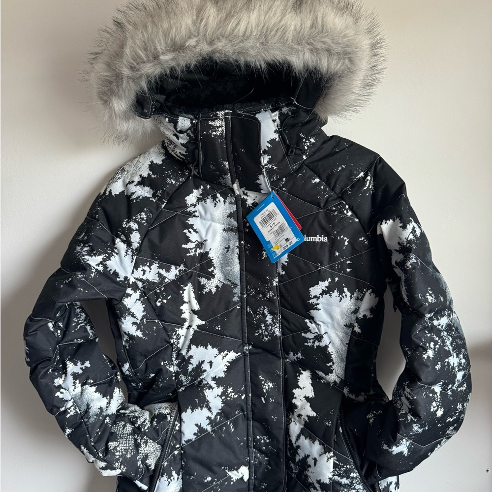 BRAND NEW* S Columbia Women’s Lay D Down Jacket - White Lookup Print